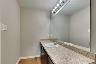 22366 Queenbury Hills Dr, Houston, TX 77073 - Photo 9