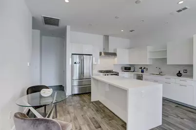 1211 Caroline Street #1001, Houston, TX 77002 - Photo 5