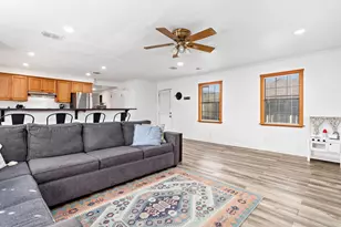 606 Ave A, Winnie, TX 77665 - Photo 9