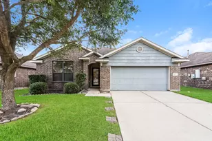 429 Decoster Blvd, Alvin, TX 77511 - Photo 1