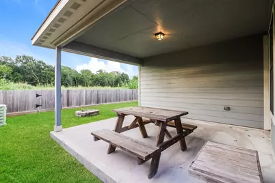429 De Coster Boulevard, Alvin, TX 77511 - Photo 13