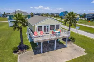 23102 Verano Dr, Galveston, TX 77554 - Photo 1
