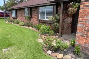 9510 Gates Loop, Manvel, TX 77578 - Photo 11