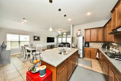 12527 Sabine Point Drive, Humble, TX 77346 - Photo 11