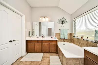 12527 Sabine Point Drive, Humble, TX 77346 - Photo 29