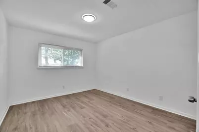 10513 Moorberry Lane, Houston, TX 77043 - Photo 23