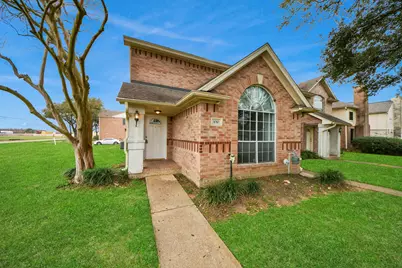 1010 Garden Walk Drive, La Porte, TX 77571 - Photo 5