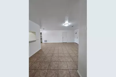 207 Shadow Oaks Drive, Conroe, TX 77303 - Photo 13