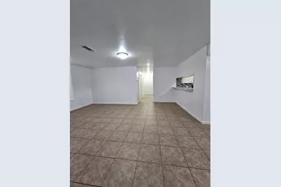 207 Shadow Oaks Drive, Conroe, TX 77303 - Photo 11
