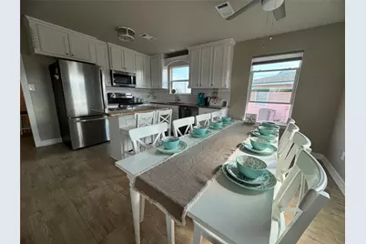 118 Point Lafitte Court, Surfside Beach, TX 77541 - Photo 7