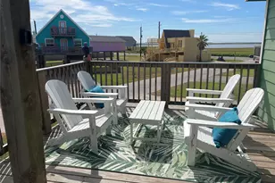 118 Point Lafitte Ct, Surfside Beach, TX 77541 - Photo 3