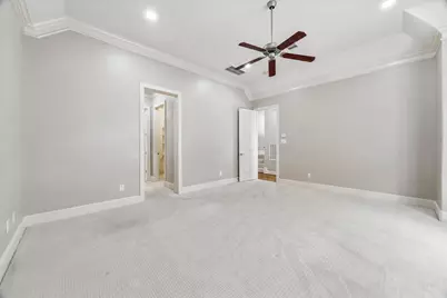 6019 Post Oak Green Ln, Houston, TX 77055 - Photo 19