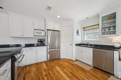 1226 Oahu Drive, Tiki Island, TX 77554 - Photo 9