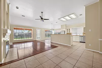 2731 Welborn Court, Missouri City, TX 77459 - Photo 9