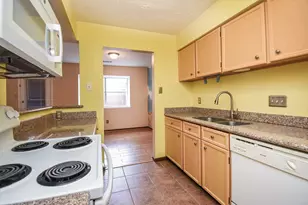 7822 Greenedge Dr, Houston, TX 77040 - Photo 7
