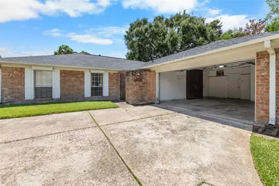16410 Hickory Knoll Drive, Houston, TX 77059 - Photo 33