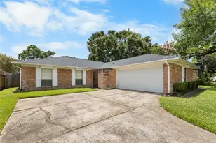 16410 Hickory Knoll Dr, Houston, TX 77059 - Photo 7