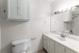 16410 Hickory Knoll Dr, Houston, TX 77059 - Photo 27