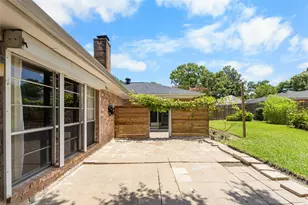 16410 Hickory Knoll Dr, Houston, TX 77059 - Photo 39