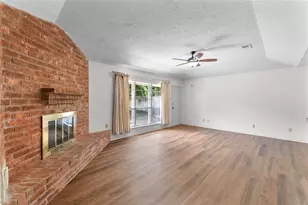 16410 Hickory Knoll Dr, Houston, TX 77059 - Photo 9