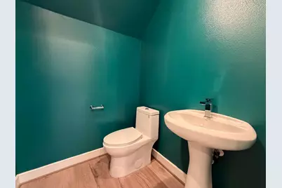 5915 Haring Lane, Houston, TX 77091 - Photo 13