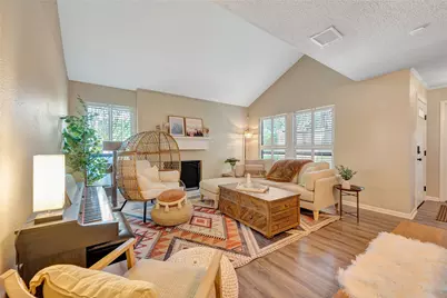 16570 Space Center Boulevard, Houston, TX 77058 - Photo 5