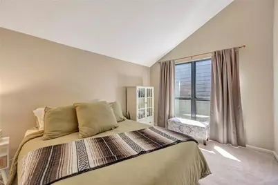 16570 Space Center Boulevard, Houston, TX 77058 - Photo 27