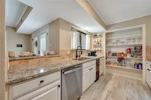 16570 Space Center Blvd, Houston, TX 77058 - Photo 13
