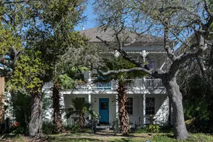 2622 Ursuline St, Galveston, TX 77550 - Photo 3