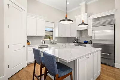 6018 Maxie Street #E, Houston, TX 77007 - Photo 9