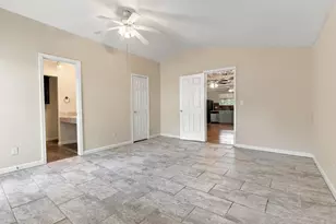 4505 Larch Ln, Bellaire, TX 77401 - Photo 9