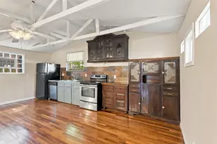 4505 Larch Ln, Bellaire, TX 77401 - Photo 3