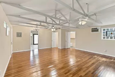 4505 Larch Lane #C, Bellaire, TX 77401 - Photo 5