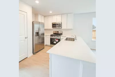 861 Village Brook Dr, Willis, TX 77378 - Photo 3