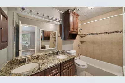 2012 Sandy Knoll Drive, Missouri City, TX 77489 - Photo 13
