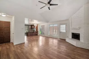 2012 Sandy Knoll Dr, Missouri City, TX 77489 - Photo 9