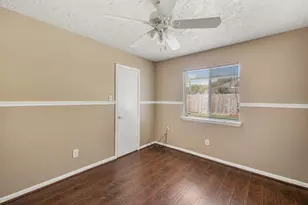 2012 Sandy Knoll Dr, Missouri City, TX 77489 - Photo 15