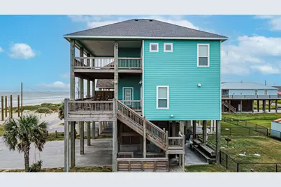 1969 Avenue J, Crystal Beach, TX 77650 - Photo 3