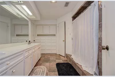 11427 Highgrove Drive, Houston, TX 77077 - Photo 19