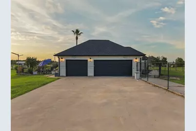 616 County Road 44, Angleton, TX 77515 - Photo 13