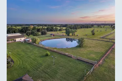 616 County Road 44, Angleton, TX 77515 - Photo 17