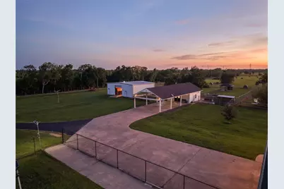 616 County Road 44, Angleton, TX 77515 - Photo 7