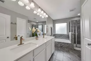1910 Barrel Oak Dr, Houston, TX 77080 - Photo 17