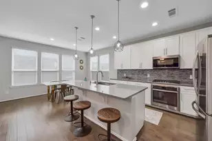 1910 Barrel Oak Dr, Houston, TX 77080 - Photo 9