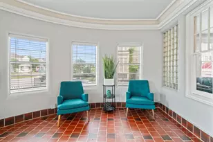 1919 Rosenberg Street St, Galveston, TX 77550 - Photo 3