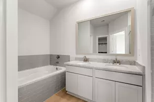 3012 La Rambla Dr, Houston, TX 77047 - Photo 13