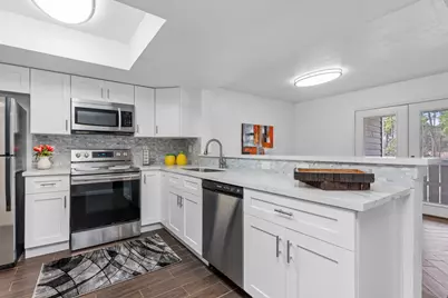 4444 Victory Drive Drive #1108, Houston, TX 77088 - Photo 1