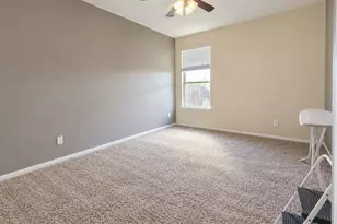 1927 Banna Dr, Houston, TX 77090 - Photo 9