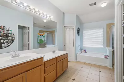 8243 Gran Villa Drive, Cypress, TX 77433 - Photo 5