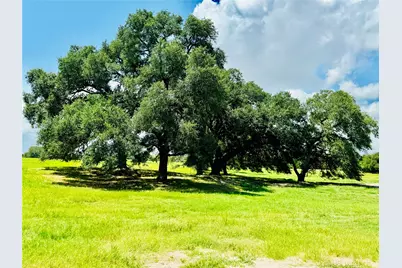 401 N Knezek Road, Flatonia, TX 78941 - Photo 11
